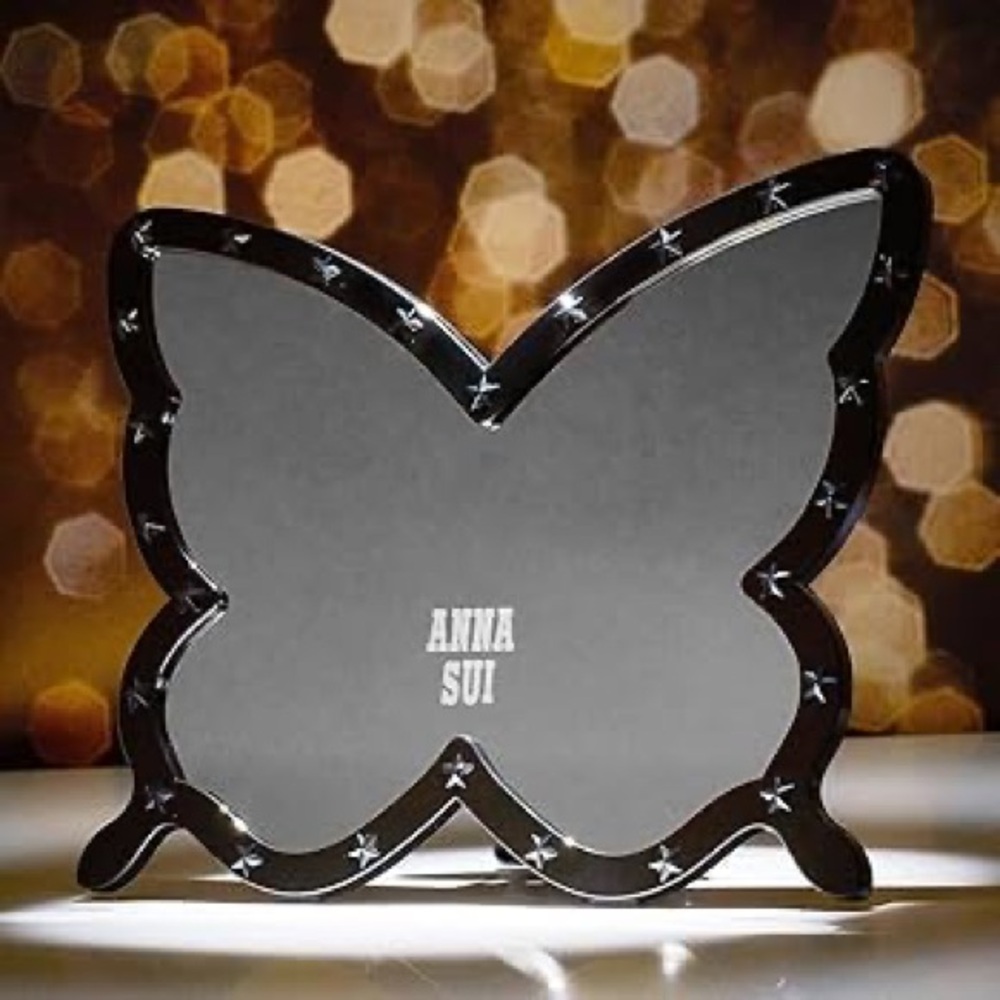 Anna Sui Butterfly Mirror (Sold out everywhere)